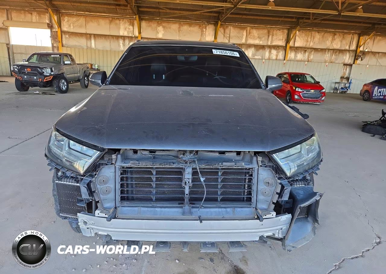2018 Audi Q7 Premium Plus VIN:WA1LAAF79JD000362 - 5