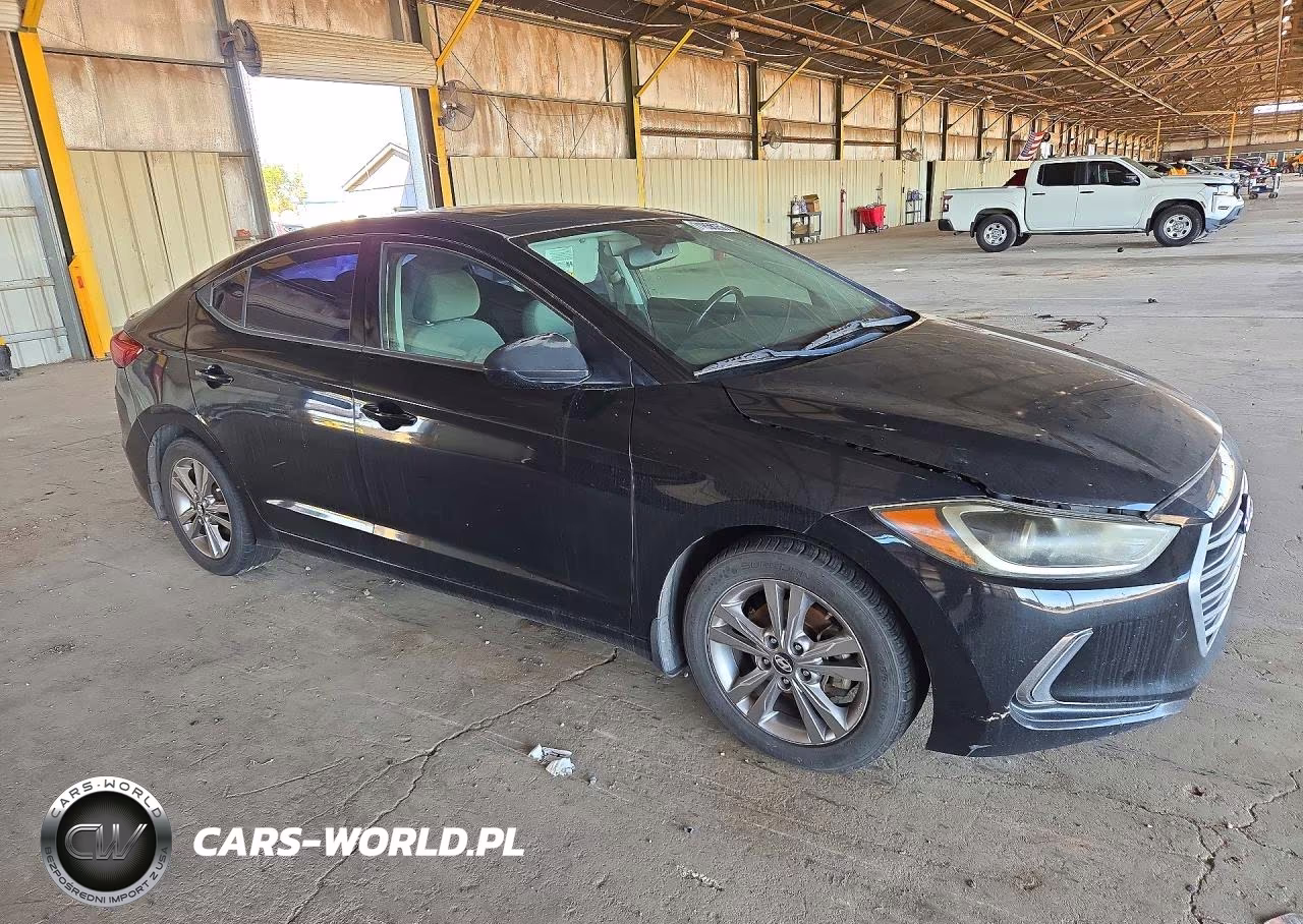 2018 Hyundai Elantra Value Edition VIN:KMHD84LF7JU584341 - 4