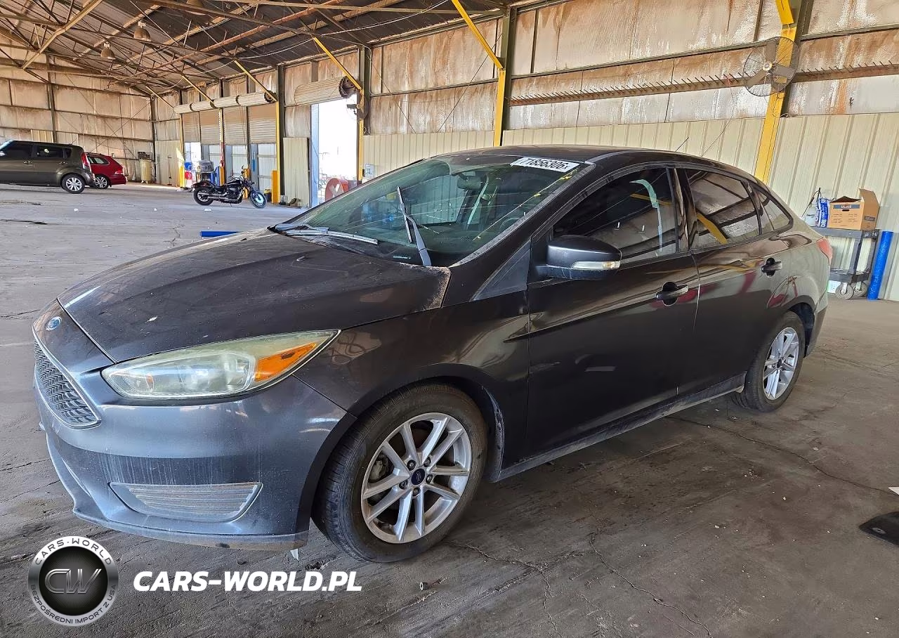 2017 Ford Focus Se VIN:1FADP3F20HL210850 - 1