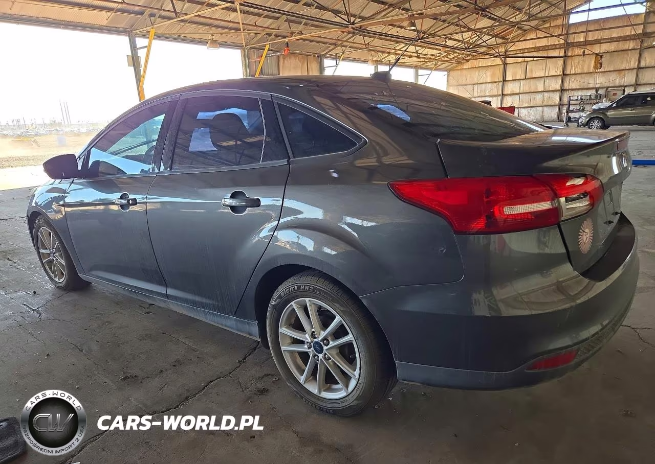 2017 Ford Focus Se VIN:1FADP3F20HL210850 - 2