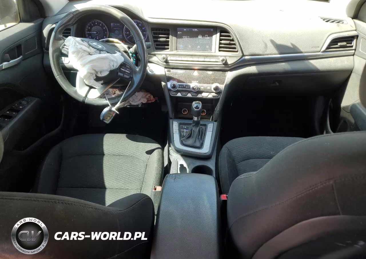 2020 Hyundai Elantra Value Edition VIN:5NPD84LF1LH596678 - 8