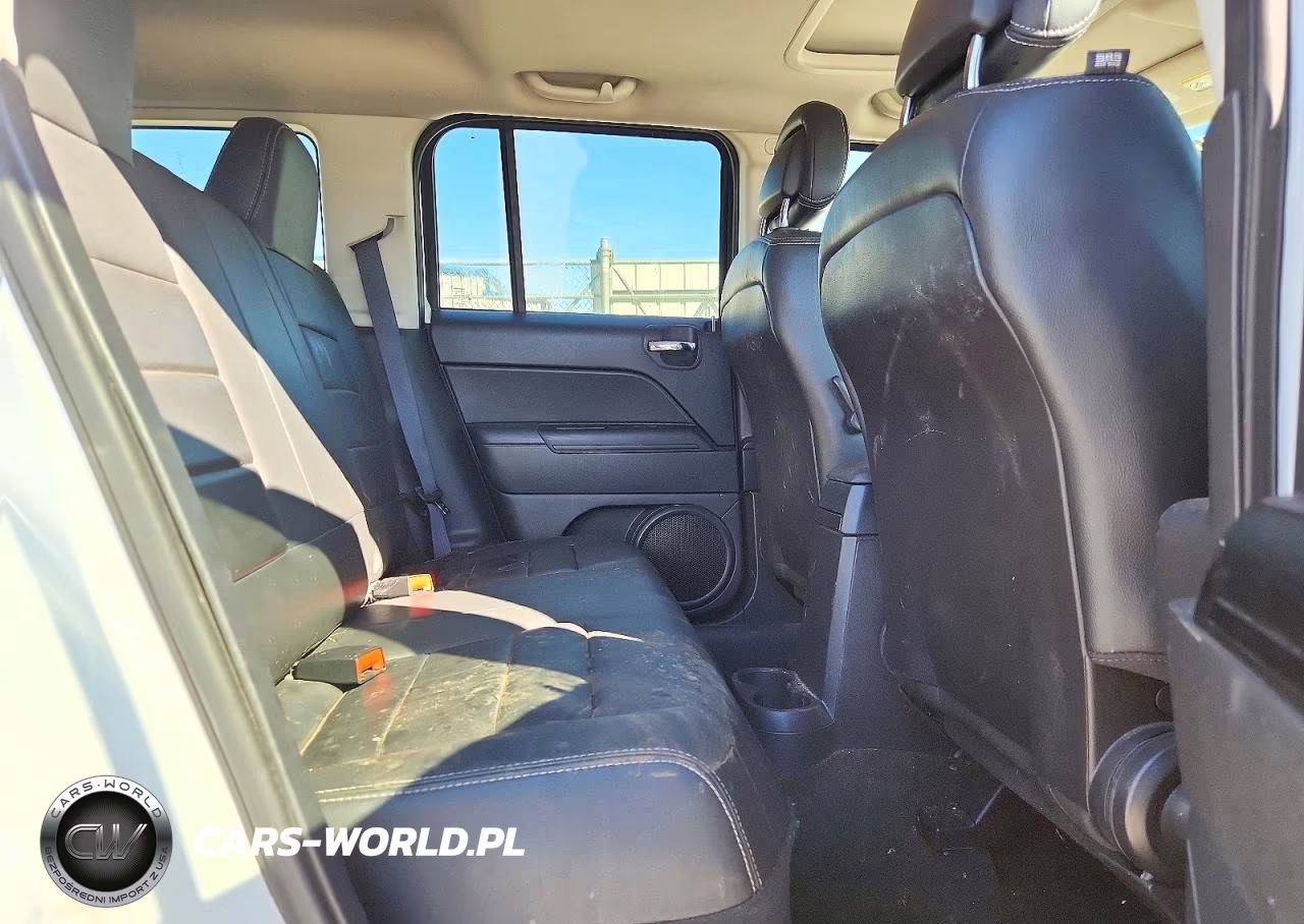 2016 Jeep Patriot Latitude VIN:1C4NJRFB4GD724891 - 11