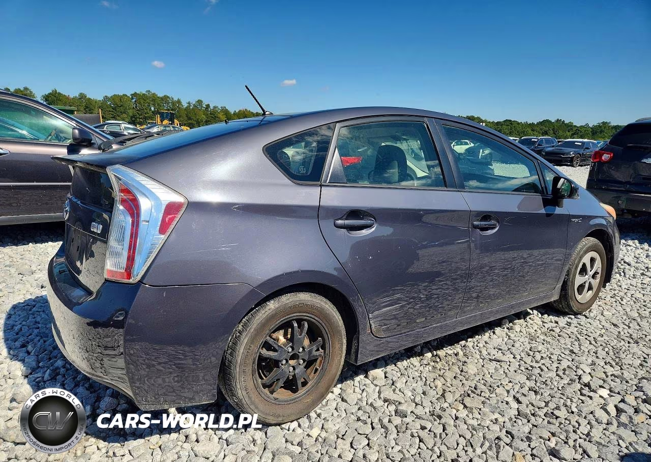 2012 Toyota Prius Two VIN:JTDKN3DU1C5462874 - 3