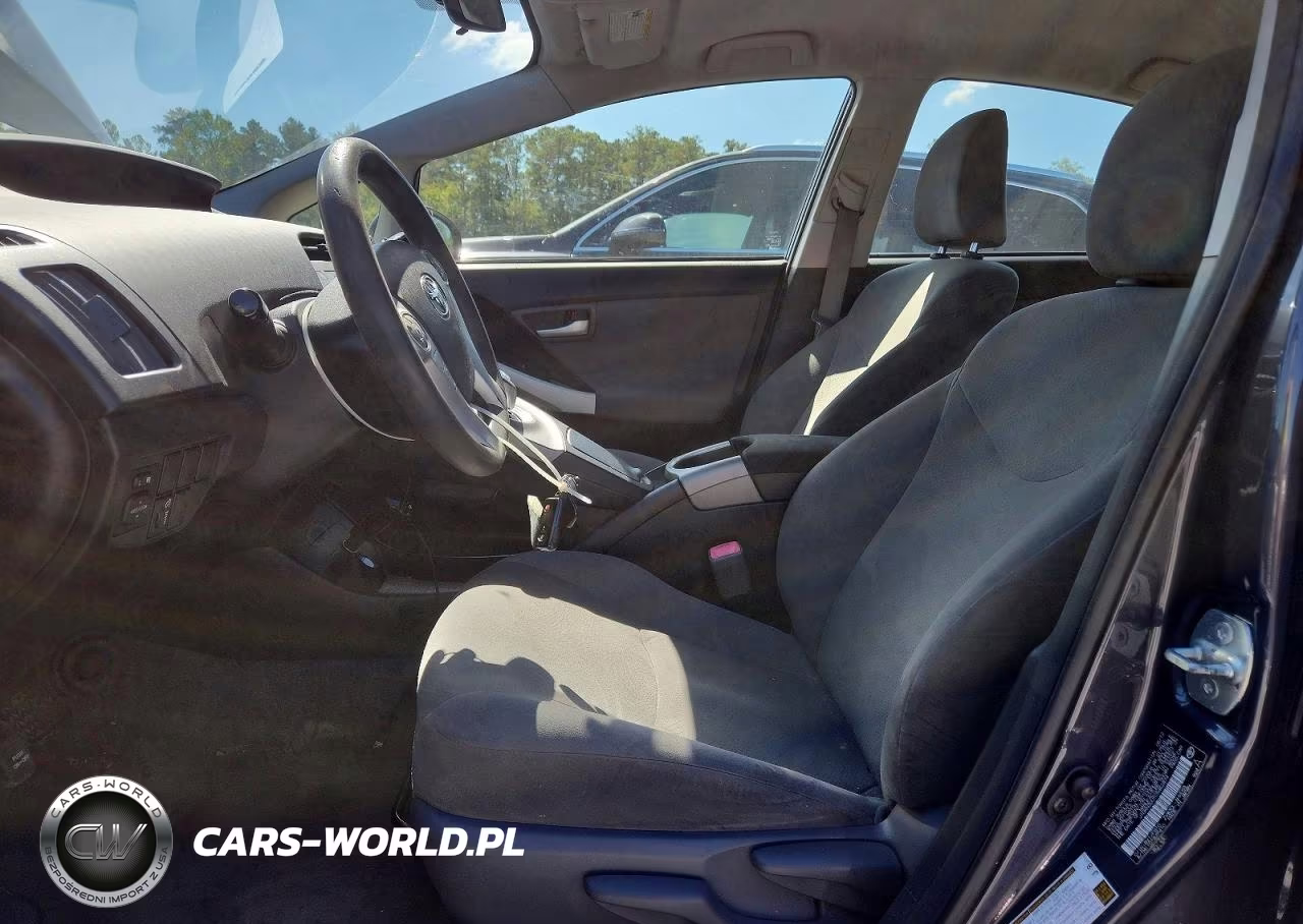 2012 Toyota Prius Two VIN:JTDKN3DU1C5462874 - 7