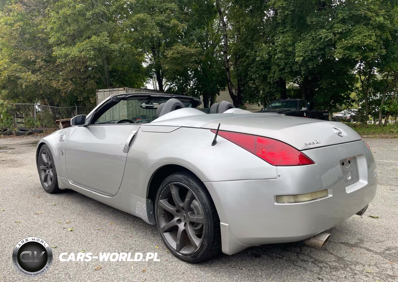 2005 Nissan 350Z Enthusiast VIN:JN1AZ36AX5M757809 - 3