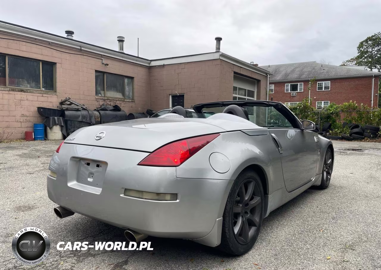 2005 Nissan 350Z Enthusiast VIN:JN1AZ36AX5M757809 - 4