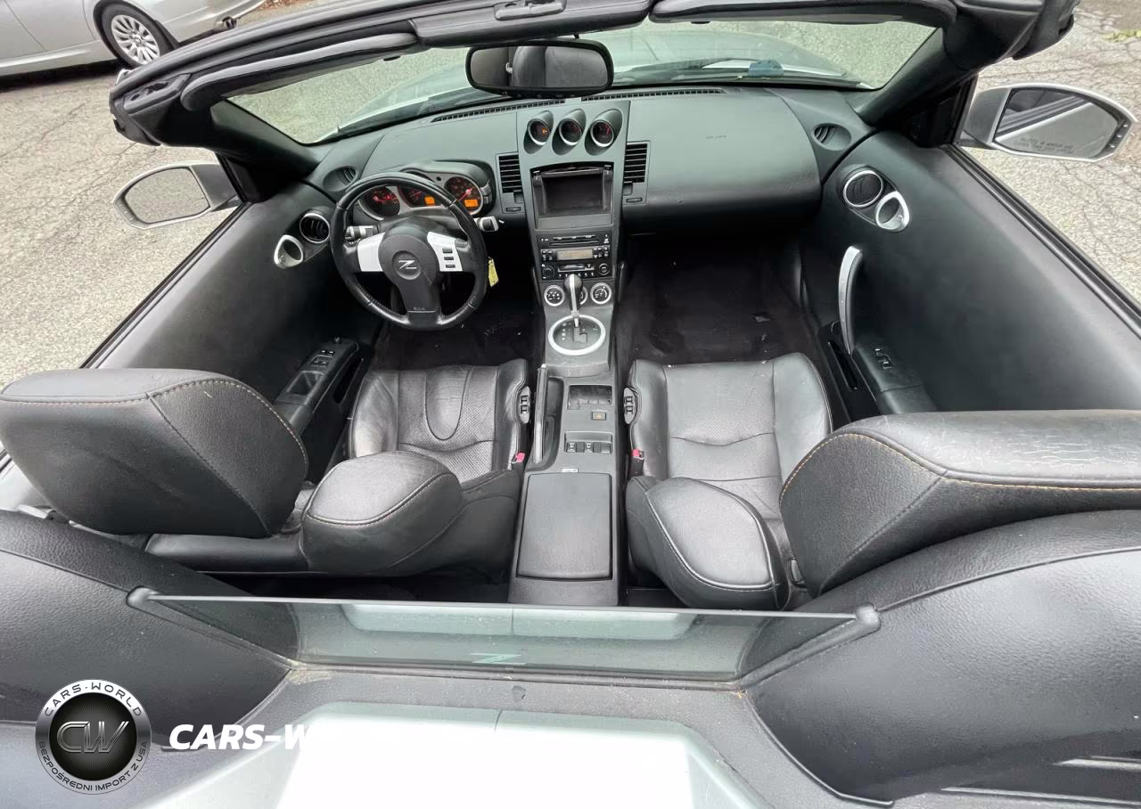 2005 Nissan 350Z Enthusiast VIN:JN1AZ36AX5M757809 - 9