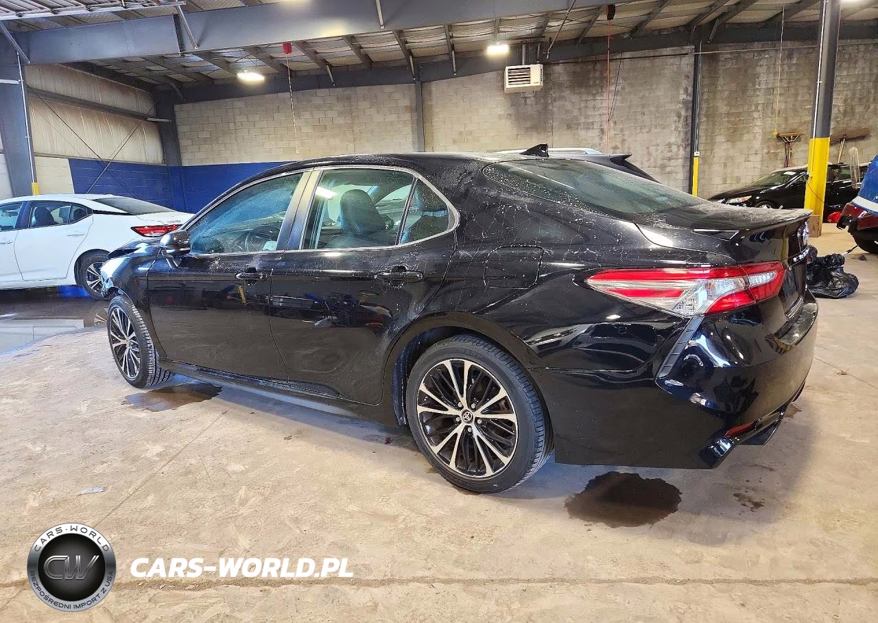 2019 Toyota Camry Se VIN:4T1B11HK6KU203564 - 2