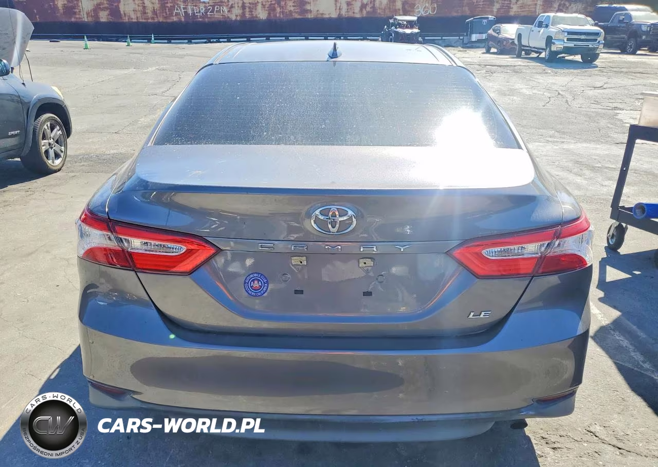 2019 Toyota Camry Le VIN:4T1B11HK4KU803970 - 6