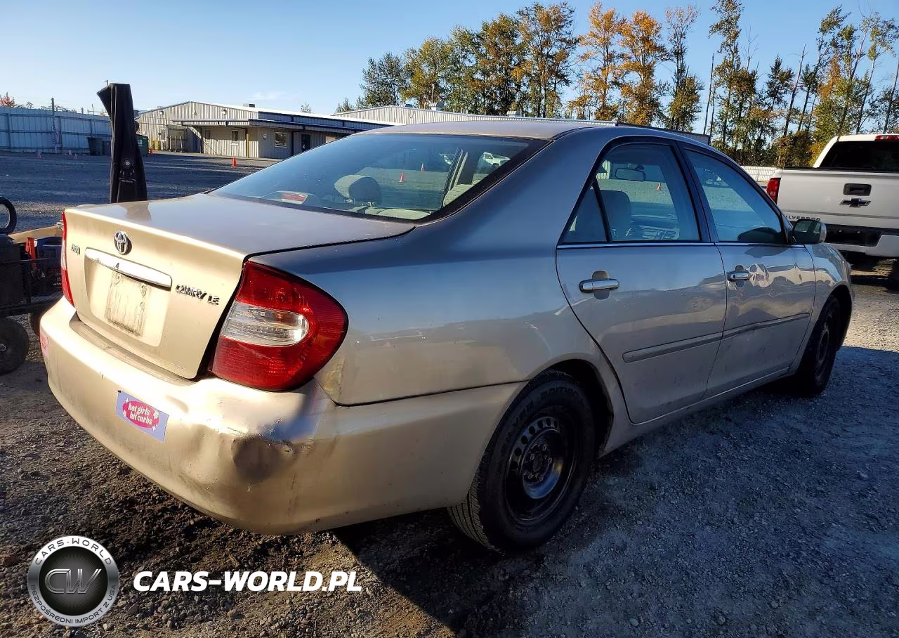2004 Toyota Camry Le VIN:4T1BE32K94U888560 - 3