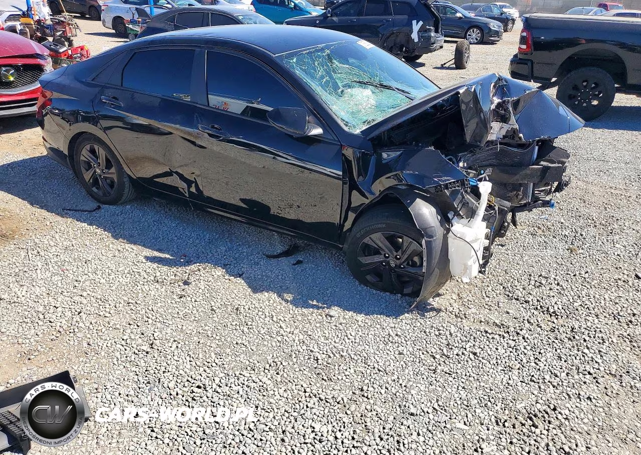 2022 Hyundai Elantra Sel VIN:KMHLM4AGXNU241676 - 4