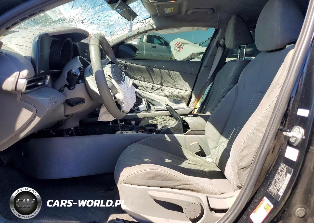 2022 Hyundai Elantra Sel VIN:KMHLM4AGXNU241676 - 7