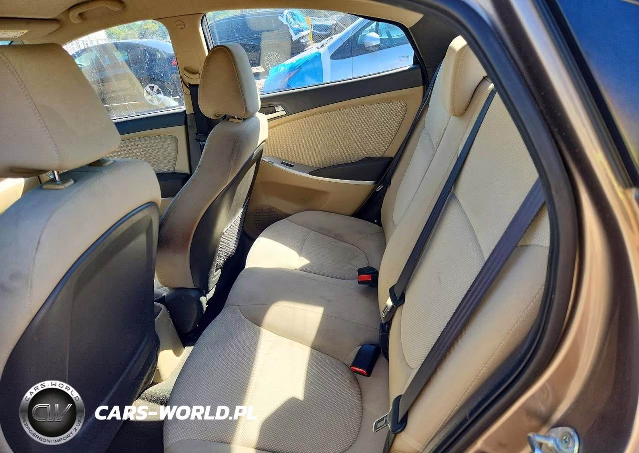 2014 Hyundai Accent Gls VIN:KMHCT4AE8EU692817 - 10