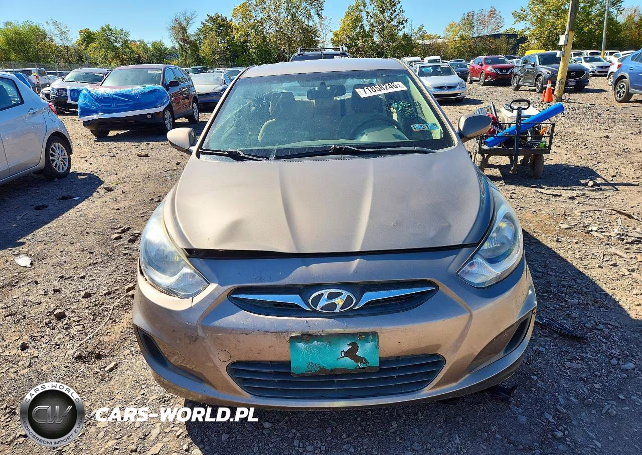 2014 Hyundai Accent Gls VIN:KMHCT4AE8EU692817 - 5