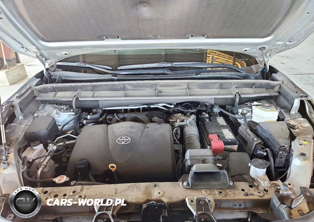 2022 Toyota Highlander Le VIN:5TDBZRBH1NS251250 - 12