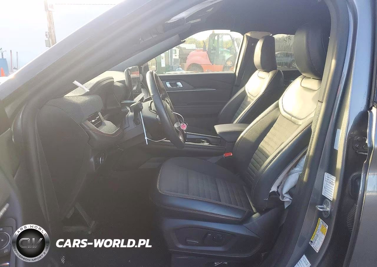 2025 Ford Explorer St-Line VIN:1FMUK8KH5SGB64511 - 7