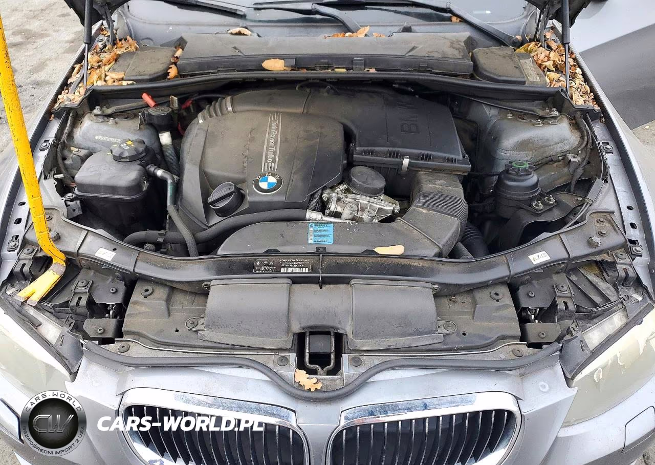 2011 BMW 335 Xi VIN:WBAKF9C58BE261639 - 11