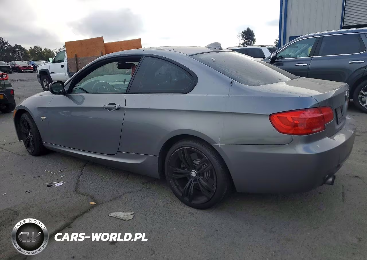 2011 BMW 335 Xi VIN:WBAKF9C58BE261639 - 2