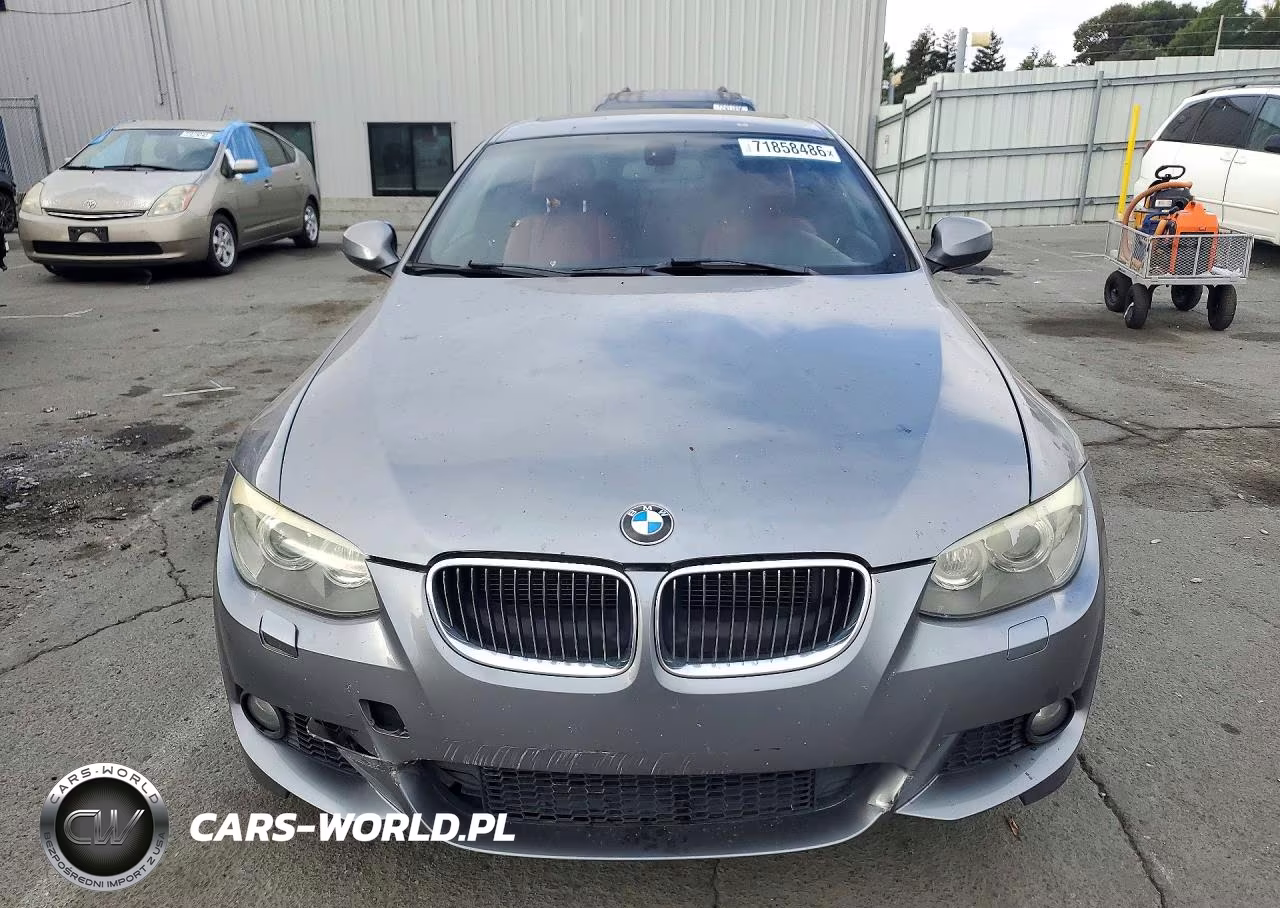 2011 BMW 335 Xi VIN:WBAKF9C58BE261639 - 5