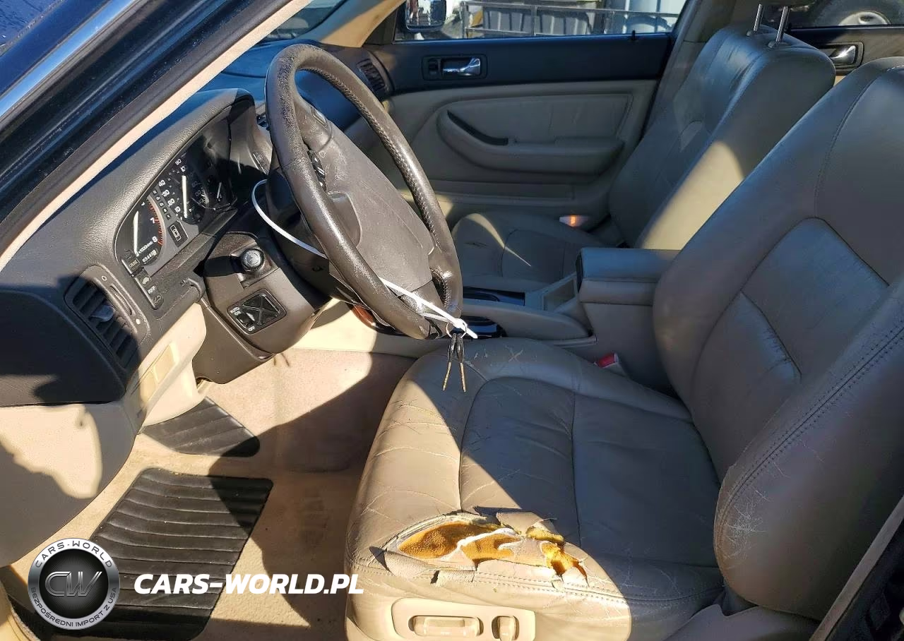 1995 Acura Legend L VIN:JH4KA7661SC013611 - 7