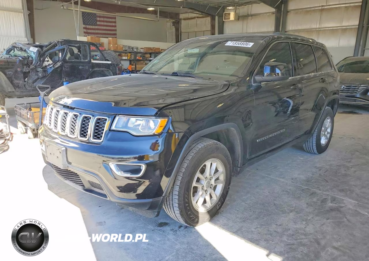 2020 Jeep Grand Cherokee Laredo