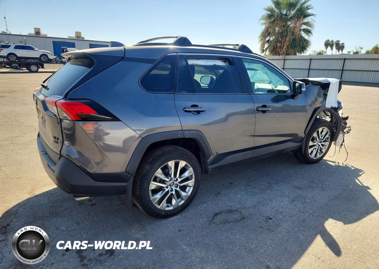 2021 Toyota Rav4 Xle Premium VIN:2T3A1RFVXMW160588 - 3