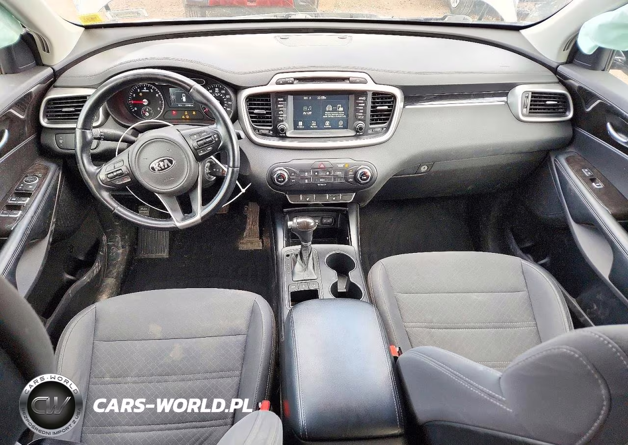 2017 Kia Sorento Lx VIN:5XYPGDA30HG265145 - 8