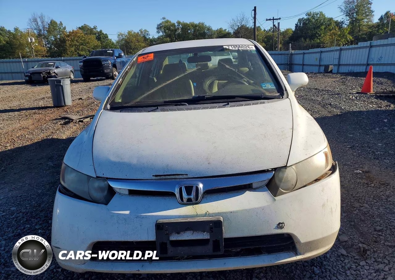 2008 Honda Civic Lx VIN:2HGFA16508H325904 - 5
