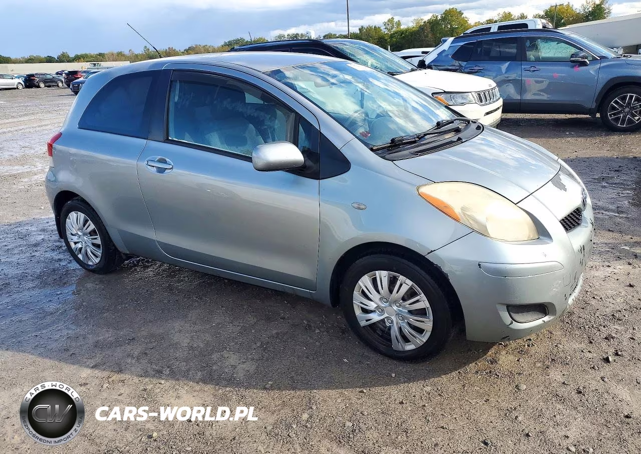2010 Toyota Yaris Base VIN:JTDJT4K31A5282311 - 4