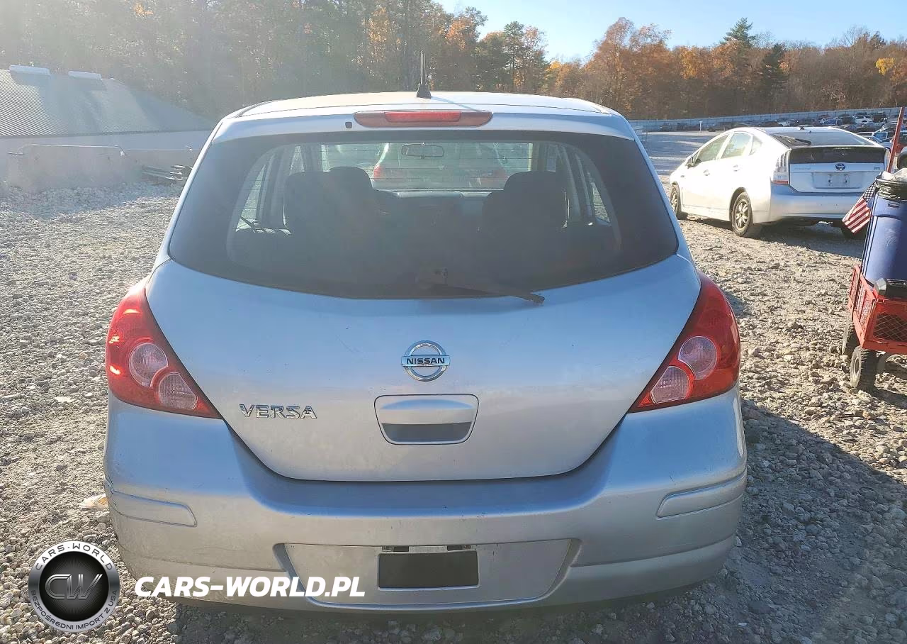 2011 Nissan Versa 1.8 S VIN:3N1BC1CP1BL415688 - 6
