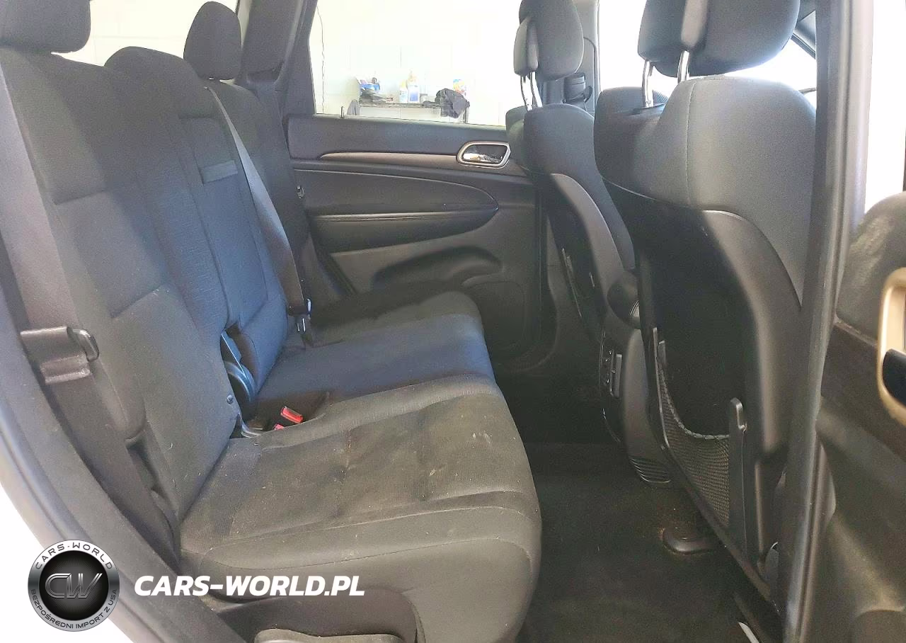 2014 Jeep Grand Cherokee Laredo VIN:1C4RJEAG8EC145290 - 11