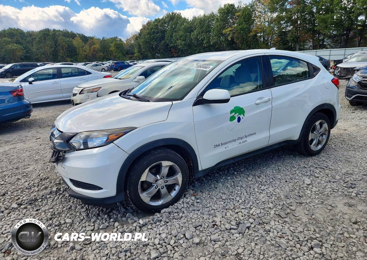 2017 Honda Hr-V Lx VIN:3CZRU6H37HM721125 - 1