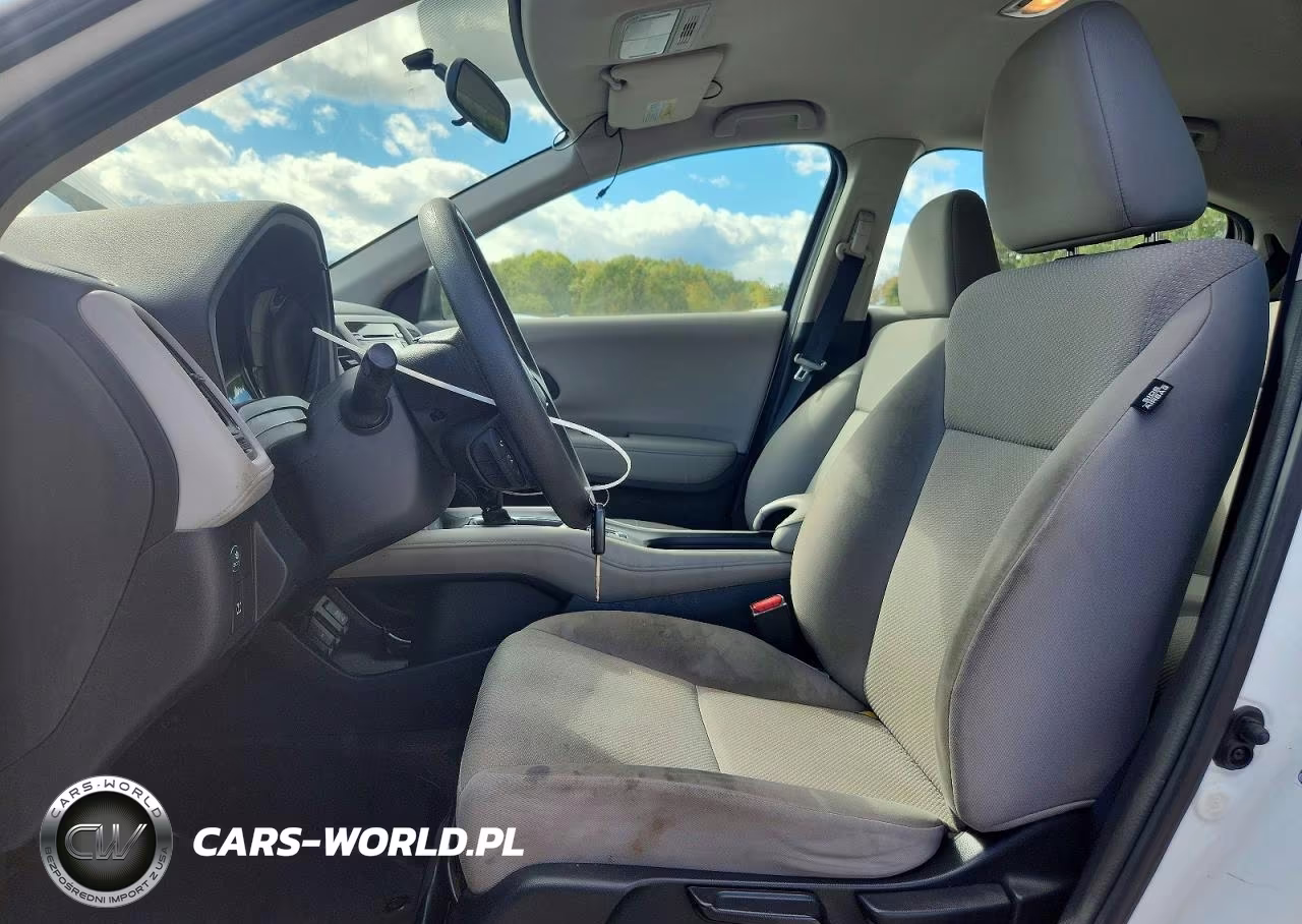 2017 Honda Hr-V Lx VIN:3CZRU6H37HM721125 - 7