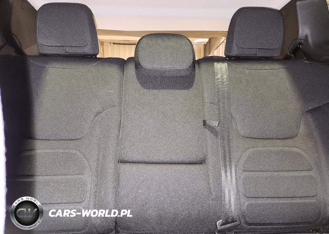 2022 Jeep Renegade Latitude VIN:ZACNJDB16NPN61236 - 10