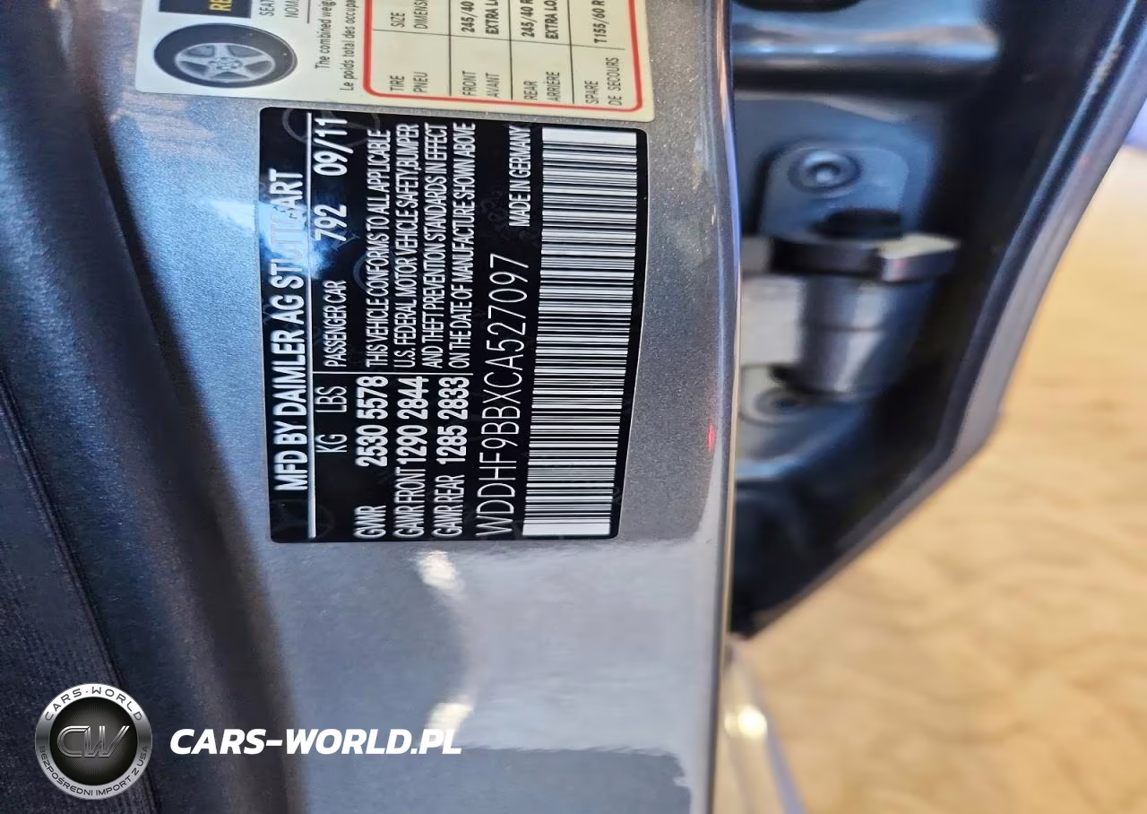 2012 Mercedes-Benz E 550 4Matic VIN:WDDHF9BBXCA527097 - 12