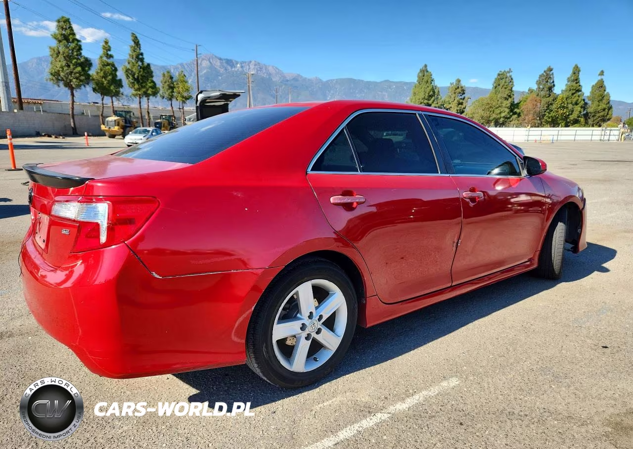 2012 Toyota Camry Se VIN:4T1BF1FK1CU570524 - 3