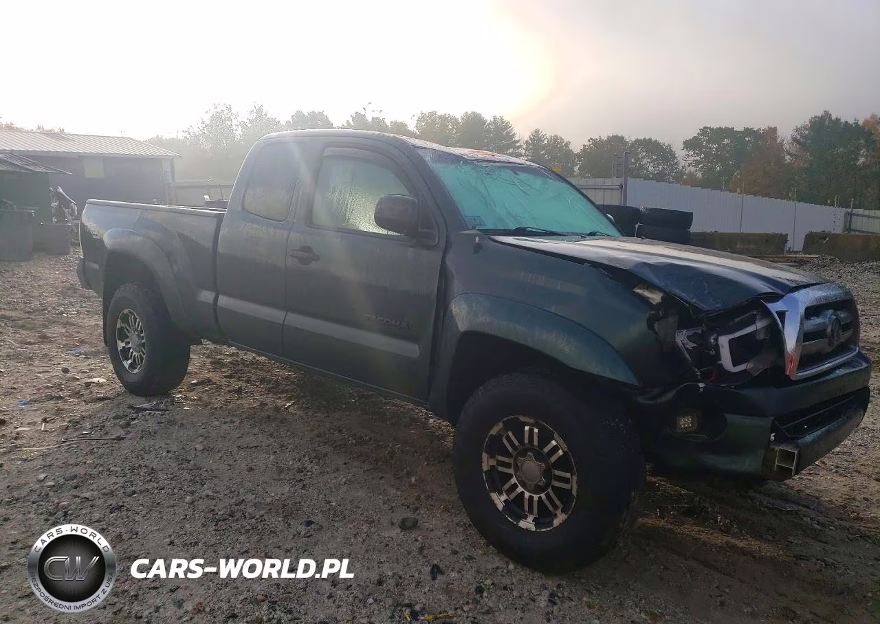 2010 Toyota Tacoma V6 VIN:5TEUU4EN3AZ692936 - 4