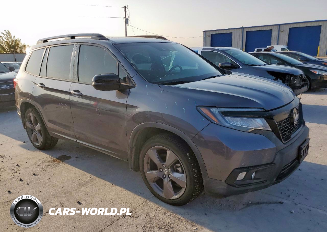 2021 Honda Passport Touring VIN:5FNYF7H97MB011906 - 4