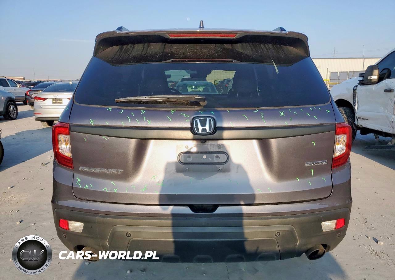 2021 Honda Passport Touring VIN:5FNYF7H97MB011906 - 6
