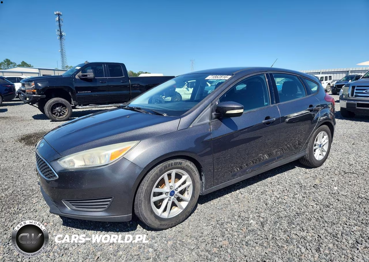 2017 Ford Focus 4D Se Se – zdjęcie 1 z 12