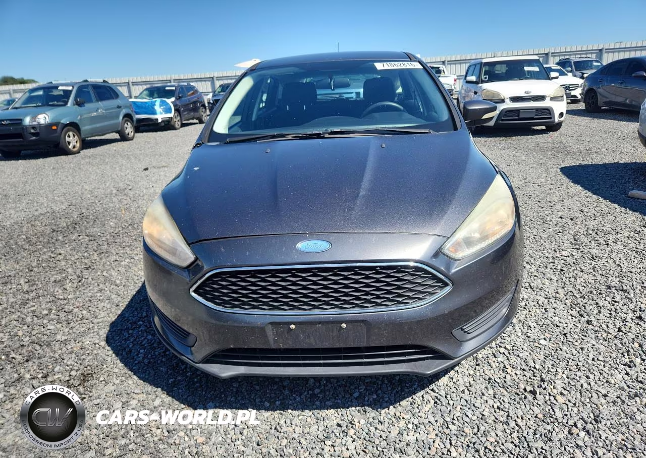 2017 Ford Focus 4D Se Se VIN:1FADP3K29HL340034 - 5