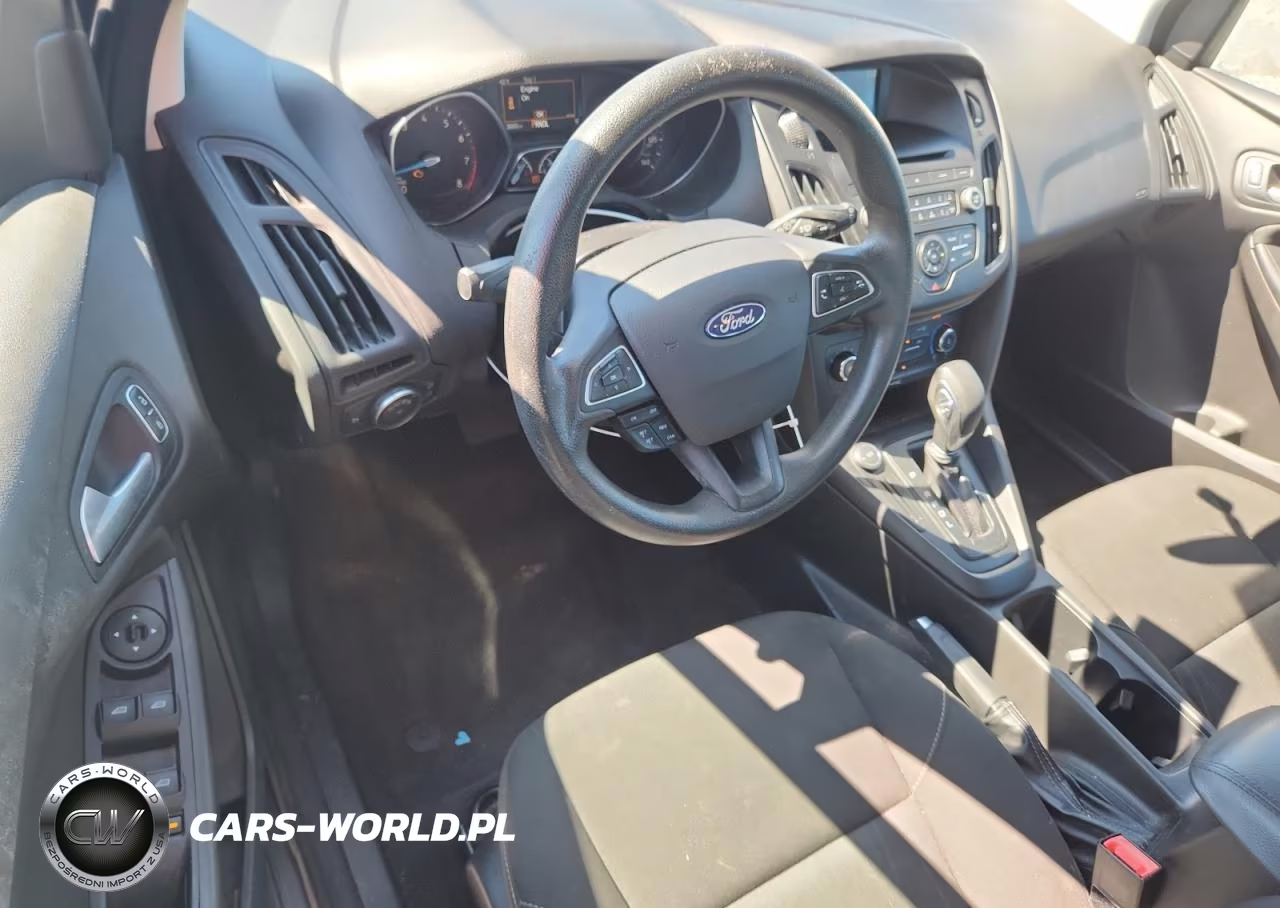 2017 Ford Focus 4D Se Se VIN:1FADP3K29HL340034 - 8