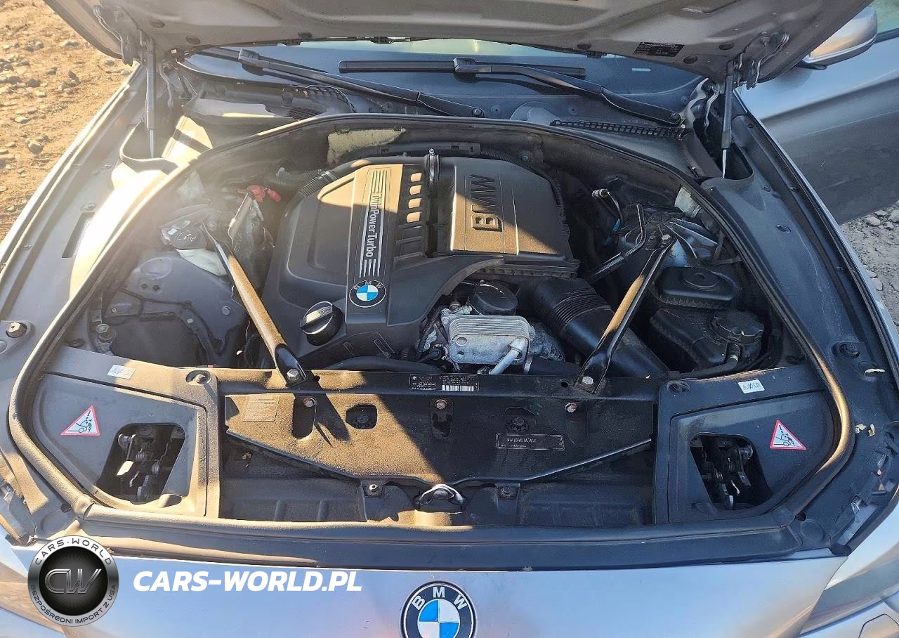 2012 BMW 535 Xi VIN:WBAFU7C54CDU56687 - 11