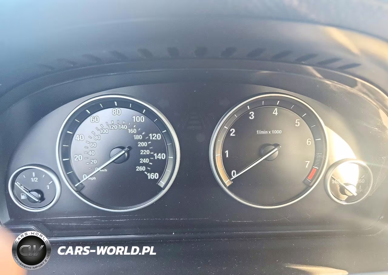 2012 BMW 535 Xi VIN:WBAFU7C54CDU56687 - 9