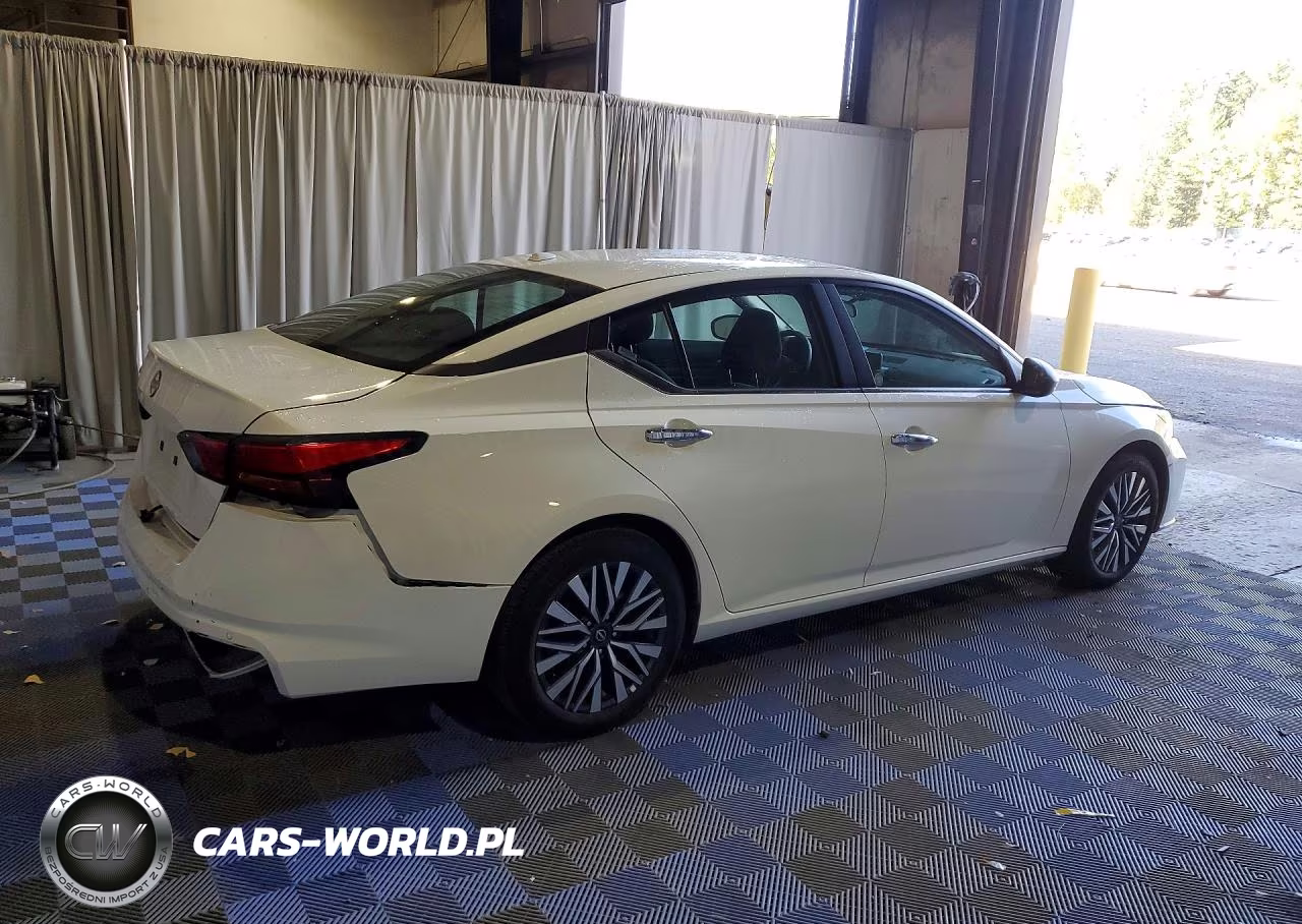 2025 Nissan Altima Sv VIN:1N4BL4DV5SN433189 - 3