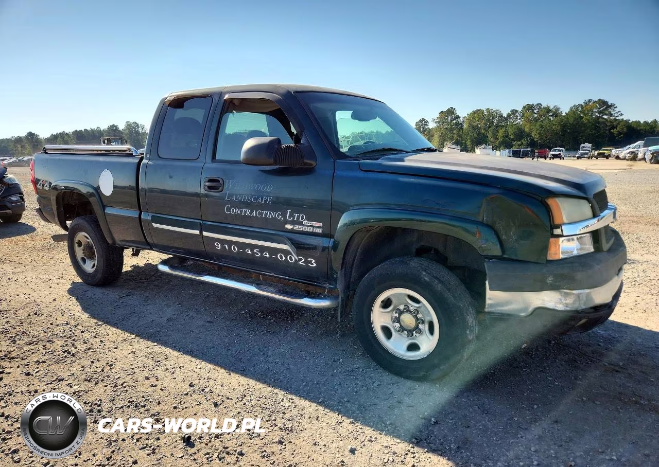 2003 Chevrolet Silverado K2500 Heavy Duty VIN:1GCHK29163E371885 - 4