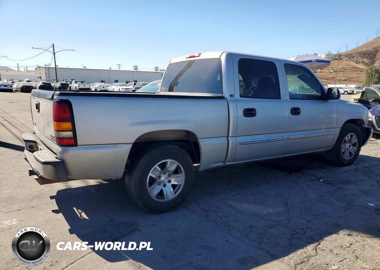 2005 GMC New Sierra C1500 VIN:2GTEC13T051168192 - 3