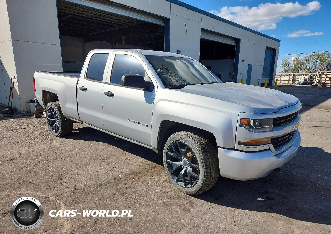 2017 Chevrolet Silverado 1500 Custom VIN:1GCRCPEC2HZ283129 - 4