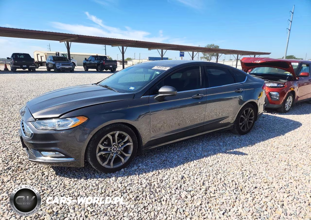 2017 Ford Fusion 4D Se Se – zdjęcie 1 z 12