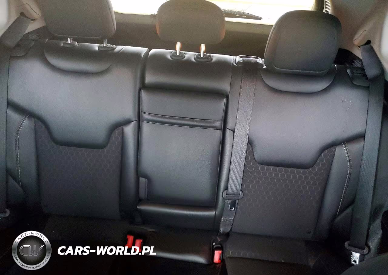2019 Jeep Compass Latitude VIN:3C4NJCBB0KT646583 - 10